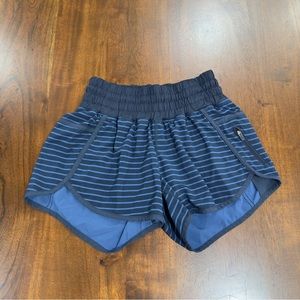 Lululemon Tracker Shorts Size 4